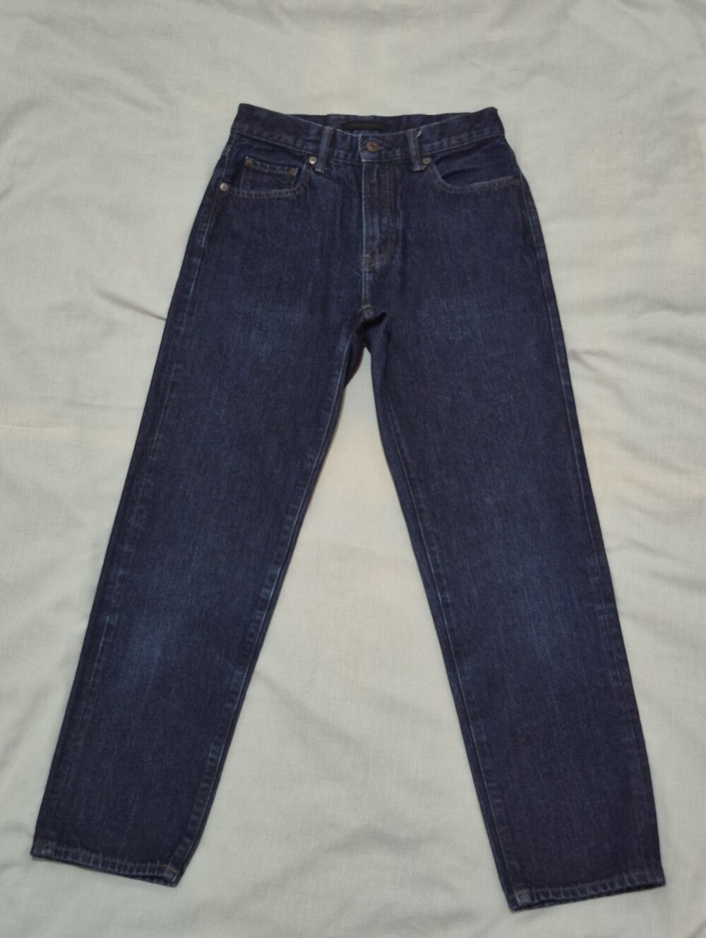 Uniqlo Women's Straight Leg Size 28 Jeans in Dark Indigo Blue